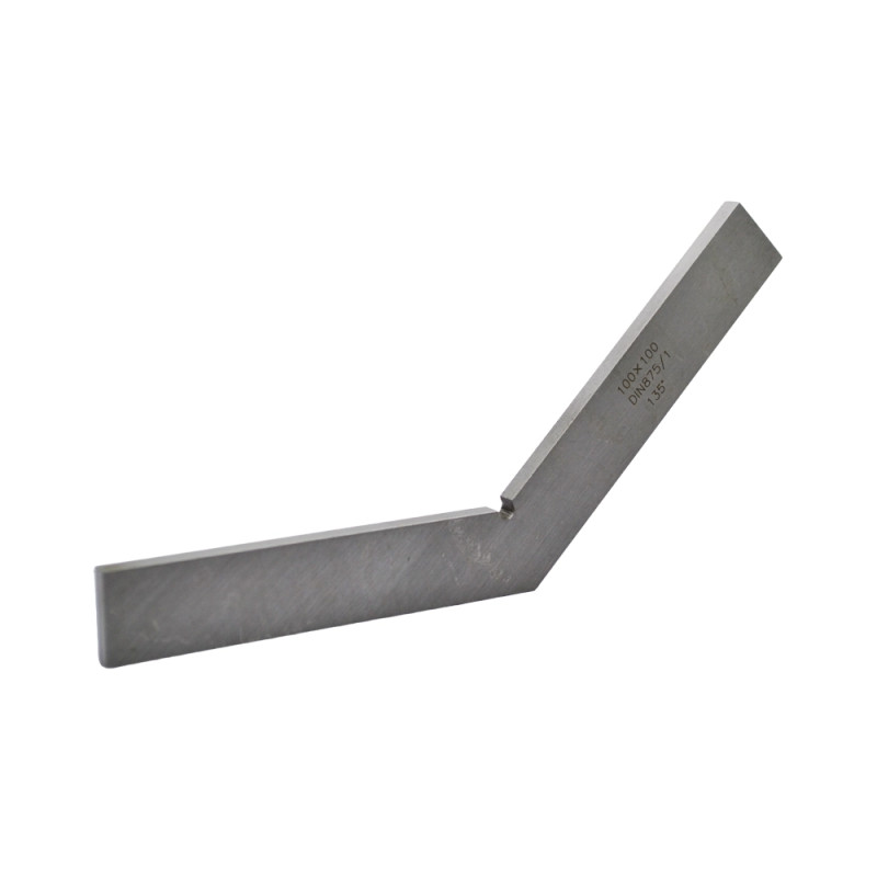 Equerre simple 135°